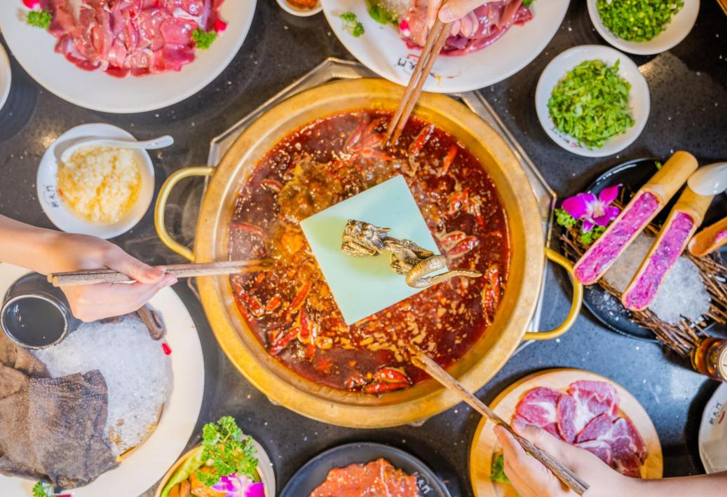 汾陽(yáng)開(kāi)火鍋加盟店，還需招聘廚師嗎？